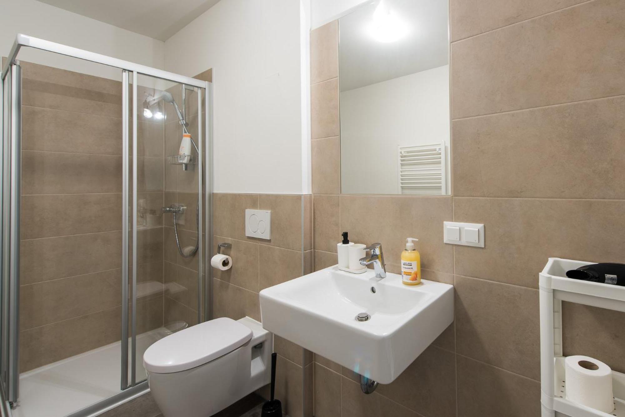 Muzeta Graz - Eco-Friendly Parkview Holiday Apartments In Graz'S Smart City Kültér fotó